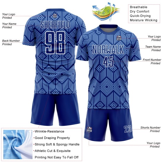 Camiseta de fútbol personalizada con sublimación geométrica, diseño abstracto azul y blanco, con formas reales claras