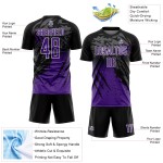 Camiseta personalizada de fútbol con degradado morado y blanco para sublimación, color negro y rayado